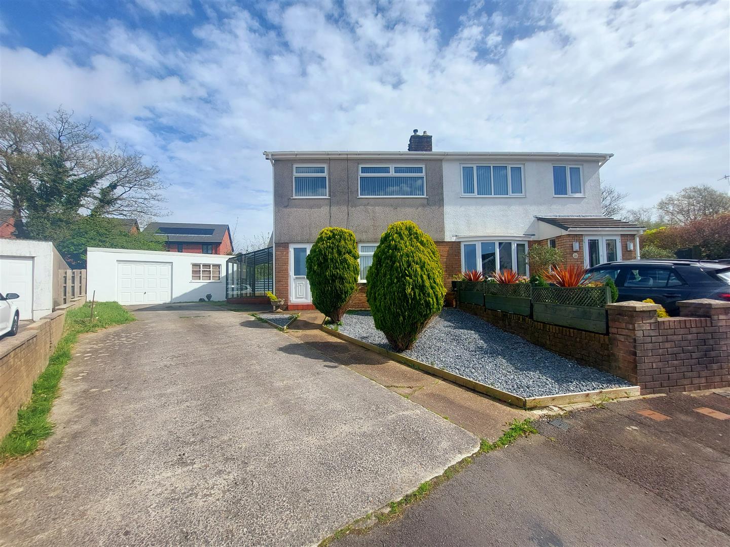 Ffordd Talfan, Garden Village, Gorseinon, Swansea, SA4 4HN